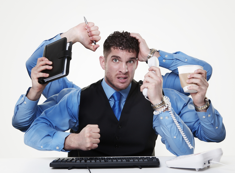 انجام تمامی امور به تنهایی